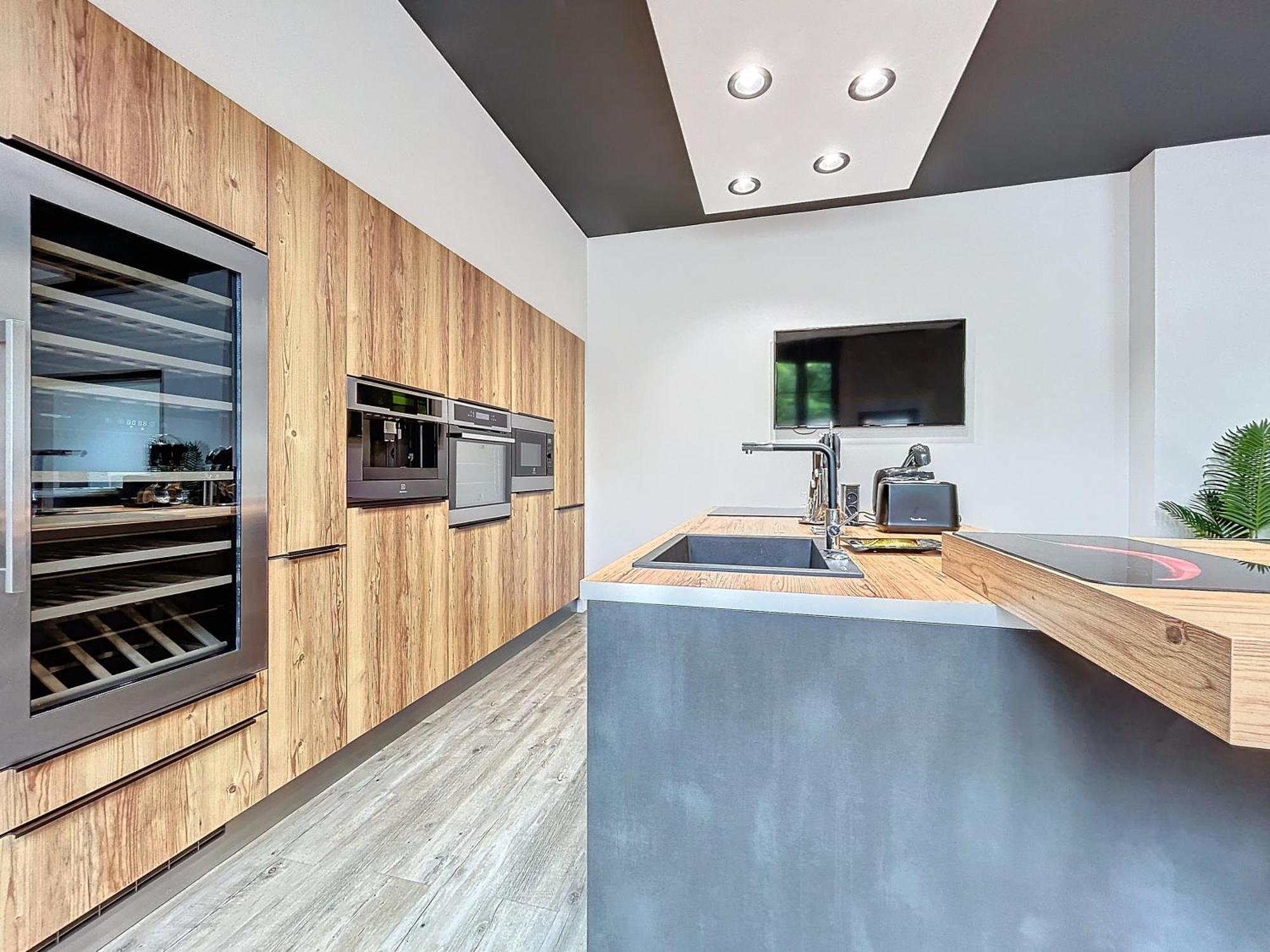Loft Terrasse Avec Spa Proche Centre Historique Montluçon Kültér fotó
